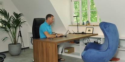 Coworking Spaces - RAUM - "ZIEL" (Ansicht 4) - Huthaus Freiberg - modernes Arbeiten im Grünen