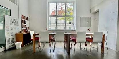 Coworking Spaces - Kleiner Seminarraum "Tresorvorraum" im EG, angrenzend an den Coworking Saal - WerkBank Weimar