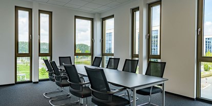 Coworking Spaces - Typ: Shared Office - Ruhrgebiet - Meetingraum - Büroräume und Coworking-Arbeitsplätze beim größten Anbieter in Monheim