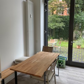 Coworking Space: Besprechungsraum / Mittagsraum  - inom - zentral mit Garten