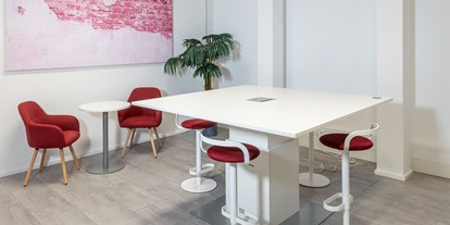 Coworking Spaces - Typ: Coworking Space - Saarbrücken - Gruppen und Meetingräume in verschiedenen Größen
 - The Place