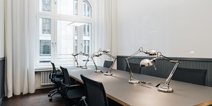 Coworking Spaces - feste Arbeitsplätze vorhanden - Niederrhein - 6er Office - Ruby Carl Workspaces