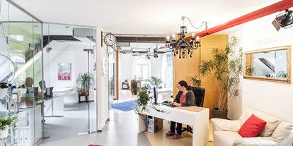 Coworking Spaces - Typ: Bürogemeinschaft - PLZ 9020 (Österreich) - BCE Eingangsbereich - BCE Businesscampus Ehrenhausen