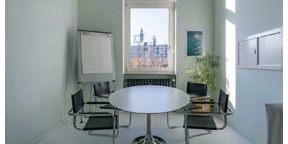 Coworking Spaces - feste Arbeitsplätze vorhanden - Hamburg - Herr Paulsen