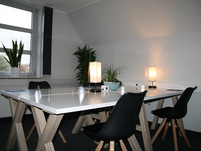 Coworking Spaces - Zugang 24/7 - Ostfriesland - Besprechungsraum Coastworking Space Jever. - Coastworking Space Jever