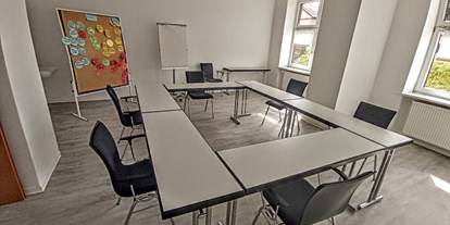 Coworking Spaces - feste Arbeitsplätze vorhanden - PLZ 18276 (Deutschland) - Meetingraum - Coworking Güstrow