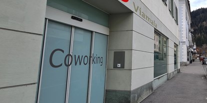 Coworking Spaces - Typ: Coworking Space - Graubünden - Coworking Space Thusis - Desk im Dorf