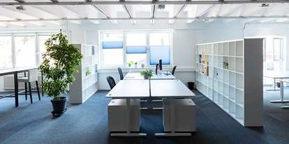 Coworking Spaces - feste Arbeitsplätze vorhanden - Graz und Umgebung - unser großer Raum im 2ten OG - Spacelend CoWorking