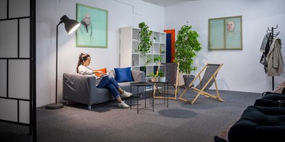 Coworking Spaces - feste Arbeitsplätze vorhanden - Graz - Chillout Area - Spacelend CoWorking