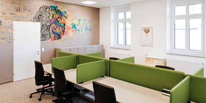 Coworking Spaces - feste Arbeitsplätze vorhanden - Oberösterreich - Credits:Wögerer GmbH - DAS FRANZI Old school.New work