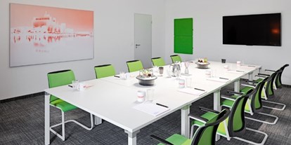 Coworking Spaces - Typ: Coworking Space - Deutschland - Meetingraum "Harbour"  - startport Meetingräume "Harbour" und "Skyline"