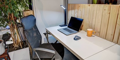 Coworking Spaces - feste Arbeitsplätze vorhanden - Flextisch - comuna Coworking 57