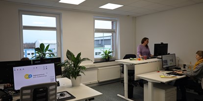 Coworking Spaces - Schleswig-Holstein - Der Raum CoWork mit 4 Arbeitsplätzen. - Digitalzentrum Amt Süderbrarup