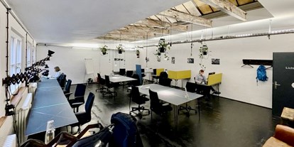 Coworking Spaces - Typ: Shared Office - Baden-Württemberg - Lichtraum (Stillarbeitsraum) - Impact Hub Stuttgart