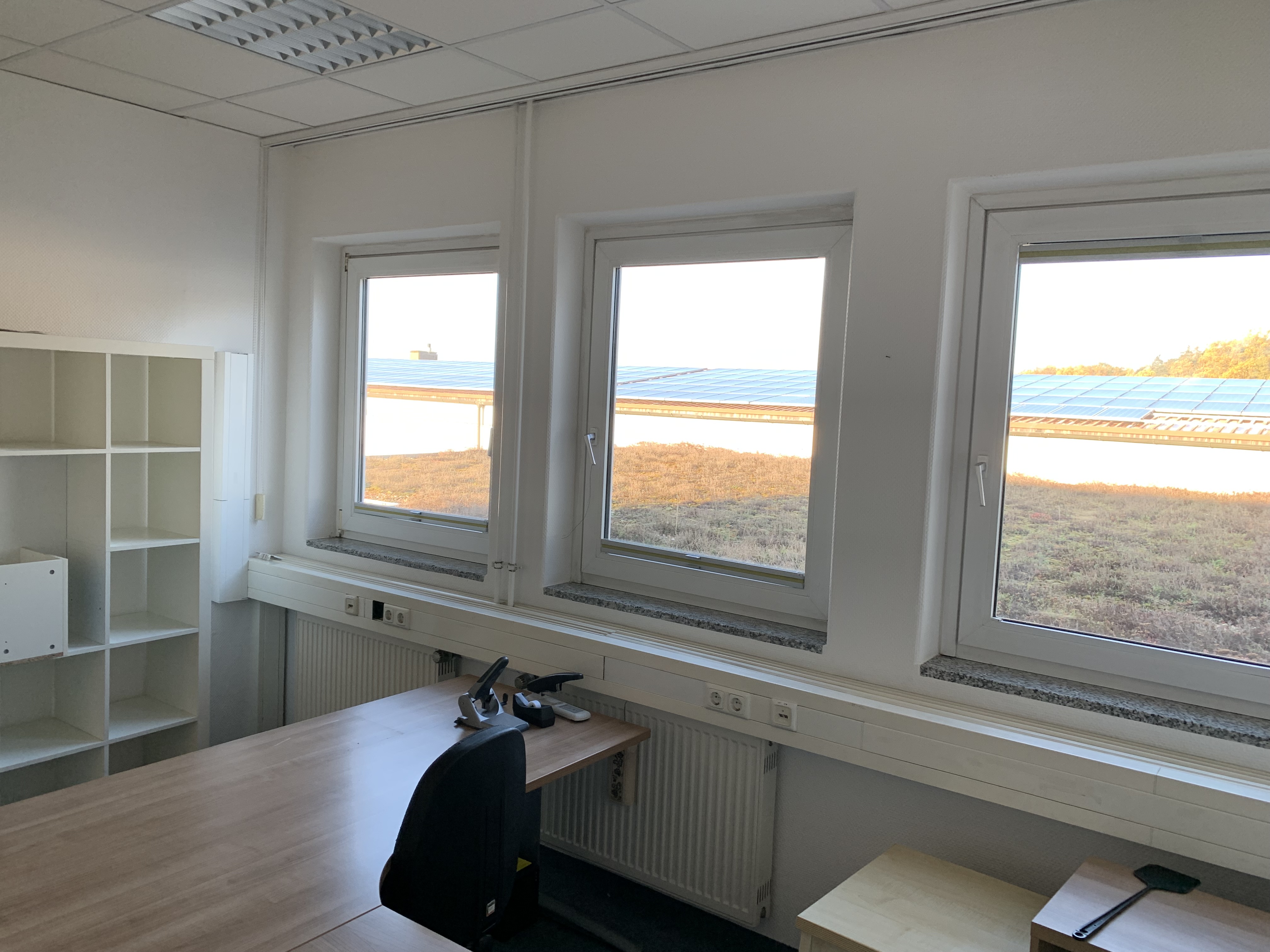 Coworking Space - geschlossenes Einzelbüro - Fröhlicher Hans