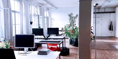 Coworking Spaces - feste Arbeitsplätze vorhanden - Nürnberg - Studio R5 — Coworking, Offsite Location Events