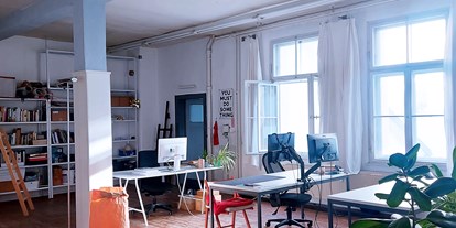 Coworking Spaces - feste Arbeitsplätze vorhanden - Bayern - Studio R5 — Coworking, Offsite Location Events