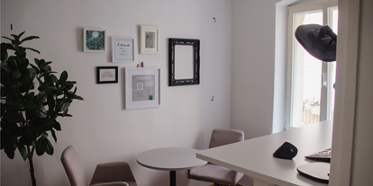 Coworking Spaces - feste Arbeitsplätze vorhanden - Brandenburg - Tech-Room - dein Rückzugsort (perfekt für Videokonferenzen, zum Zurückziehen oder für Telefonate) - DAS BÜRO Potsdam