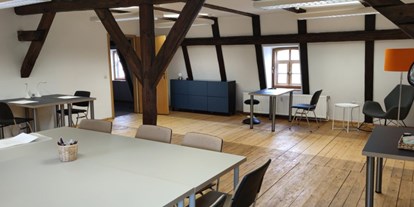 Coworking Spaces - Deutschland - Seminarraum mit viel Platz  - das Schriftstellerhaus