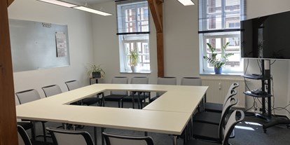 Coworking Spaces - feste Arbeitsplätze vorhanden - PLZ 37154 (Deutschland) - großer Besprechungsraum - FachWork Northeim