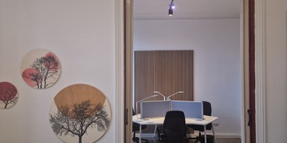 Coworking Spaces - feste Arbeitsplätze vorhanden - Ostfriesland - Blick zur zweiten Coworking Fläche - Coworking Varel