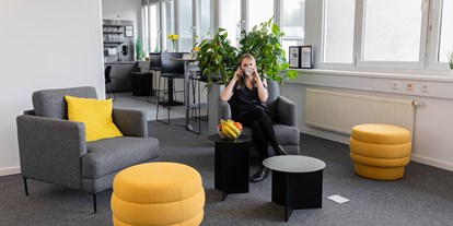 Coworking Spaces - feste Arbeitsplätze vorhanden - Donauraum - Lounge - andys.cc Anton-Baumgartner-Strasse