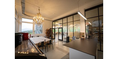 Coworking Spaces - feste Arbeitsplätze vorhanden - Schweiz - Hohle Gasse  Connect