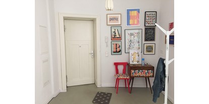 Coworking Spaces - entrance - Office Space for Small Teams - Berlin Sprengelkiez Mitte