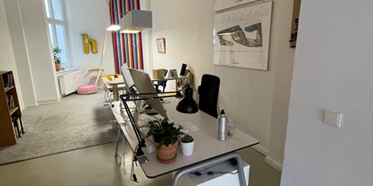 Coworking Spaces - feste Arbeitsplätze vorhanden - Baden-Württemberg - your room - Office Space for Small Teams - Berlin Sprengelkiez Mitte