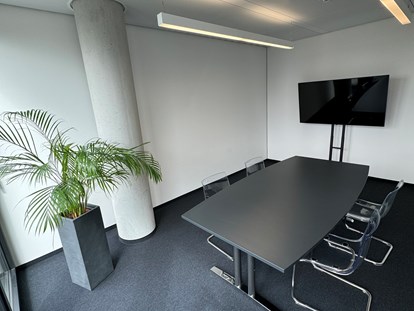 Coworking Spaces - feste Arbeitsplätze vorhanden - Medienhafen.Office