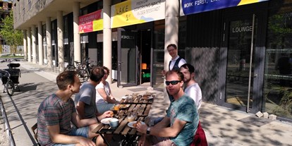 Coworking Spaces - Zugang 24/7 - Wien - Open Breakfast, jeden 1. Donnerstag im Monat - LakeFirst