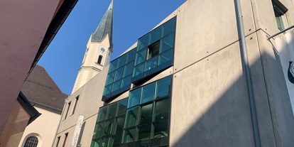 Coworking Spaces - feste Arbeitsplätze vorhanden - Bayern - Modernes Gebäude im Zentrum der Stadt; 2. Etage - Circle4XR Co-Working Bad Aibling