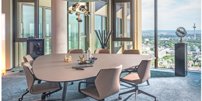 Coworking Spaces - feste Arbeitsplätze vorhanden - Frankfurt am Main - Meetingraum - K-1 BusinessClub Tower 185