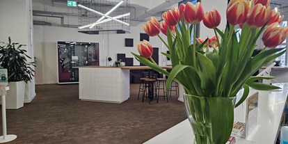 Coworking Spaces - Typ: Coworking Space - PLZ 12099 (Deutschland) - Our lovely Lobby - The Drivery GmbH