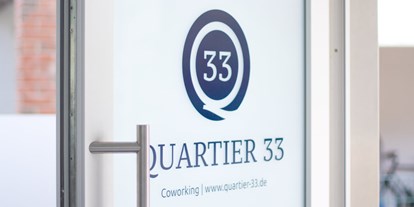 Coworking Spaces - feste Arbeitsplätze vorhanden - Haupteingang - Quartier 33 | Coworking in Hamburg Winterhude