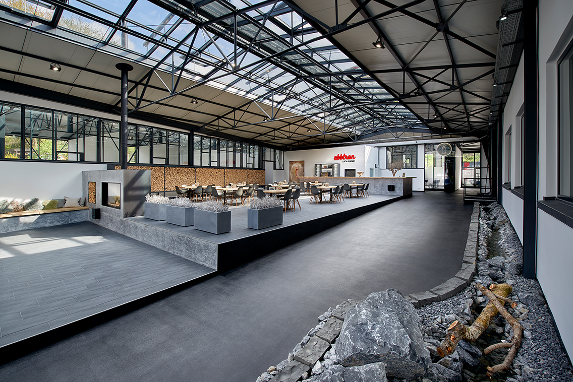 Coworking Space - Atrium Lounge - Ebbtron Business Center