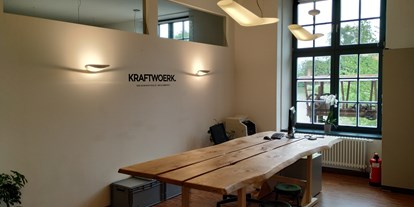 Coworking Spaces - Typ: Coworking Space - Eingangsbereich - Kraftwoerk Rosenheim