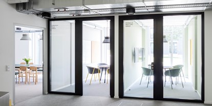 Coworking Spaces - feste Arbeitsplätze vorhanden - Hamburg-Umland - Meeting Räume im Code Working Space - Code Working Space