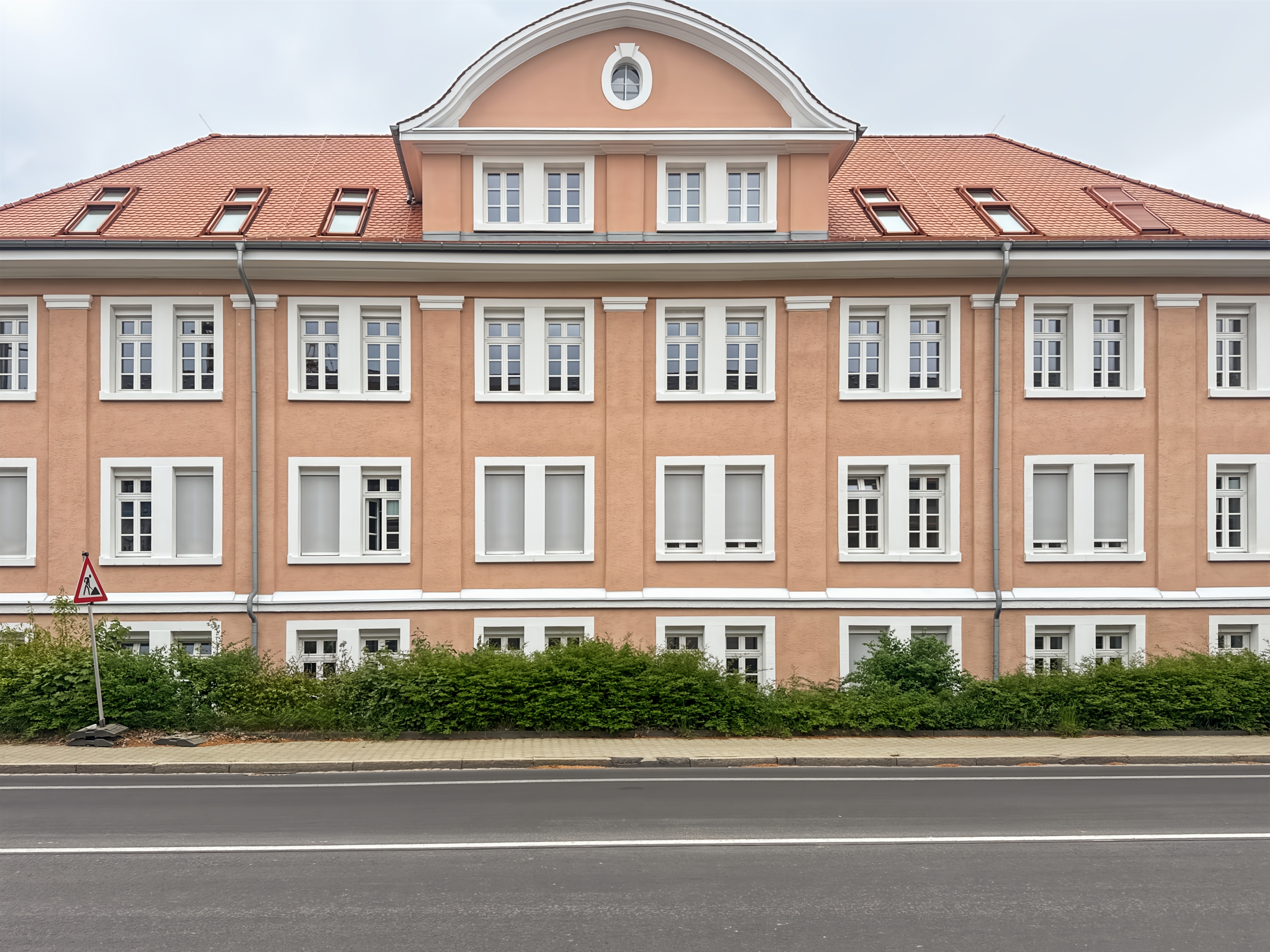 Coworking Space - Flexible Arbeitsplätze in Regus Von Richthofen Park