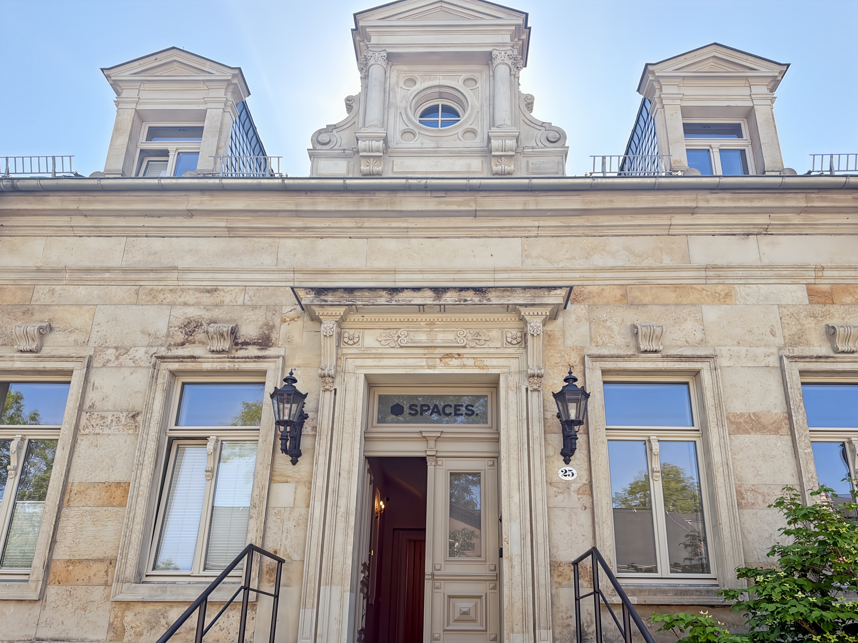 Coworking Space - Flexible Arbeitsplätze in Spaces Villa Erlwein