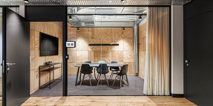 Coworking Spaces - Typ: Bürogemeinschaft - Schweiz - Westhive Meeting Raum Zürich Hardturm - Westhive Hardturm