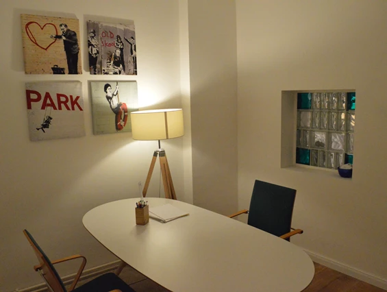 Coworking Space: Hinterer Raum II, klein mit Durchgang - Ruhiger Space in Friedenau