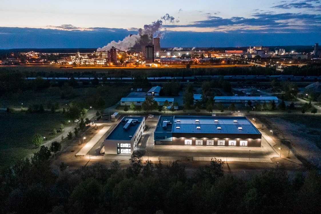 Coworking Space: Das Dock3 hat seinen Standort direkt am Industriepark Schwarze Pumpe mit seinen 125 Industrie- und Dienstleistungsunternehmen. - www.dock3-lausitz.de