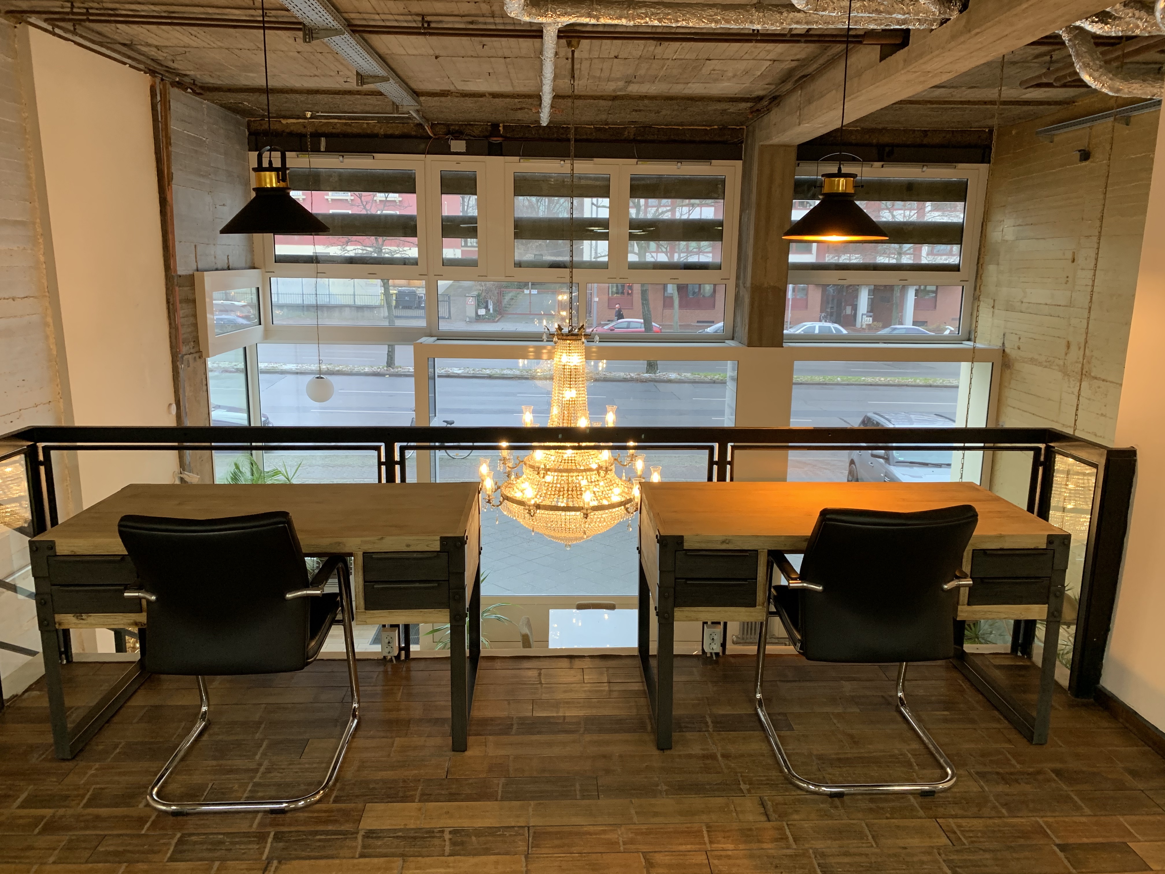 Coworking Spaces - Berlin-Stadt - Resident Desk - Workvision GmbH
