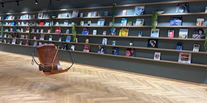 Coworking Spaces - Brandenburg Süd - Library swing - EDGE Workspaces