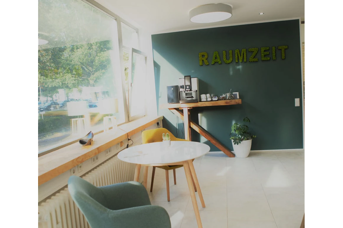 Coworking Space: Eingangsbereich - raumzeit F23