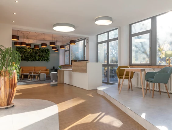 Coworking Space: Lounge & Empfang  - raumzeit F23