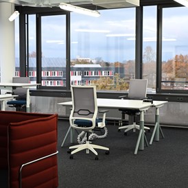 Coworking Space: Fix-Desk Bereich - TZL Coworking Campus