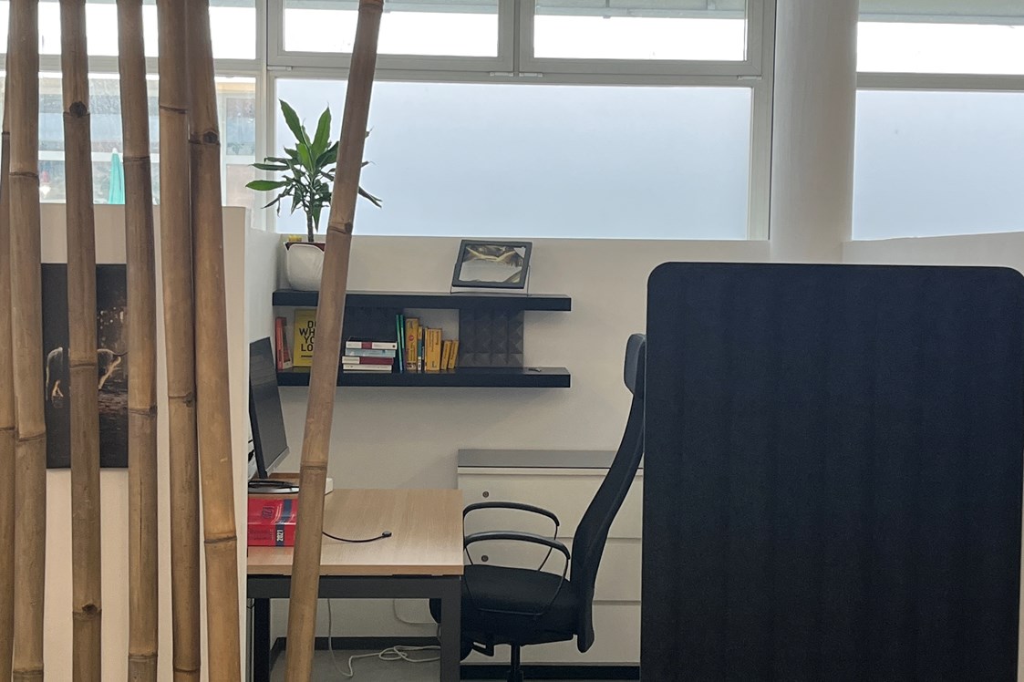 Coworking Space: Fix-Desk - Kreativgeist Coworking 