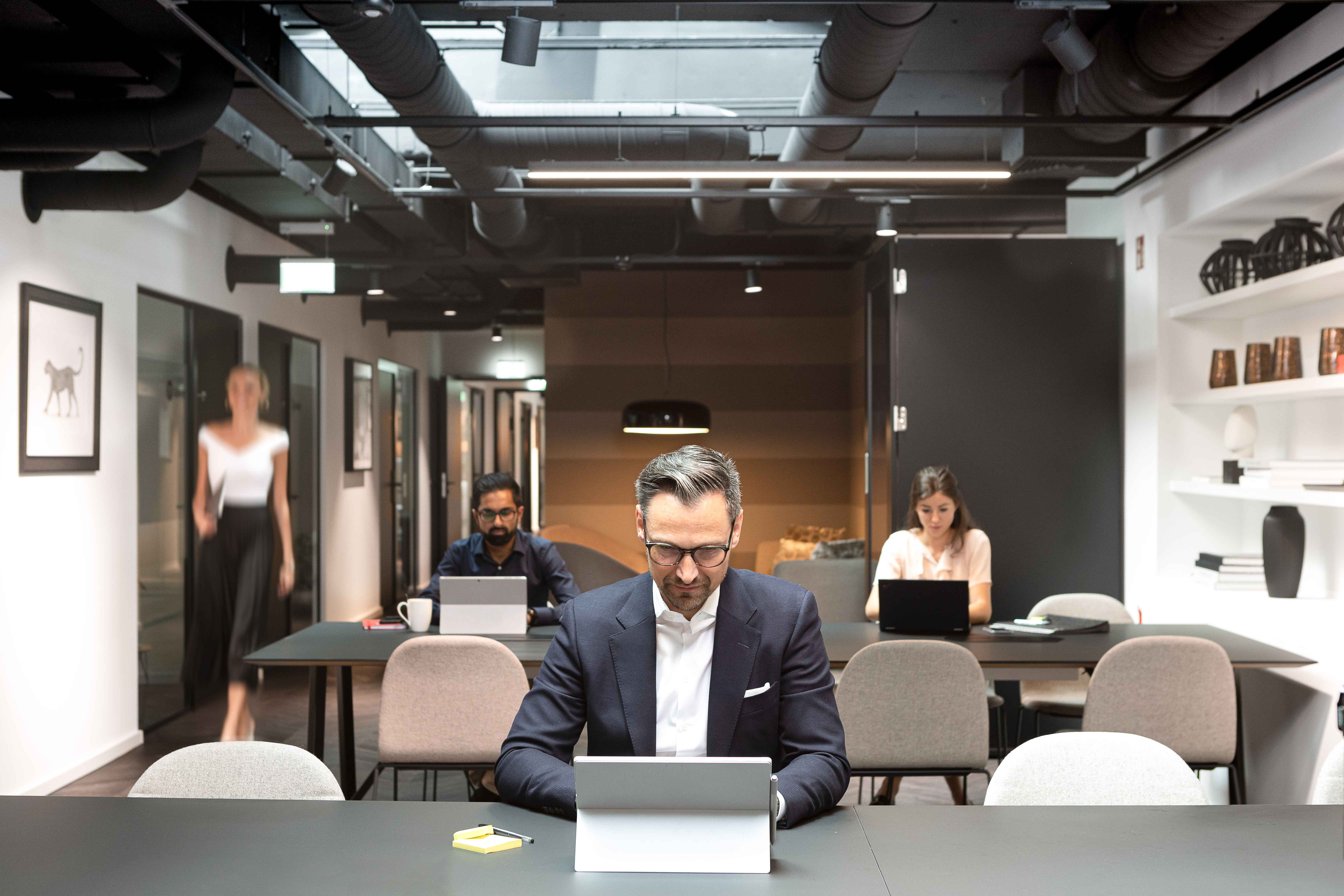 Coworking Space: Hot Desk Bereich - Engel & Völkers Work Edition City